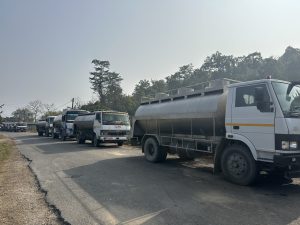 मिल्क होलिडे’ हुनबाट रोक्दै चितवनका दूग्ध उद्योग