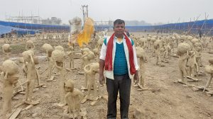 महाशिवरात्री महायज्ञका लागि एक हजार ११ वटा देवदेवताका मूर्ती बनाउँदै बलिराम