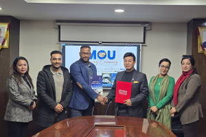 सलिको इन्स्योरेन्स र सरिना जि ट्रेडबीच ईभी ट्याक्सीको बीमा गर्ने सम्झौता