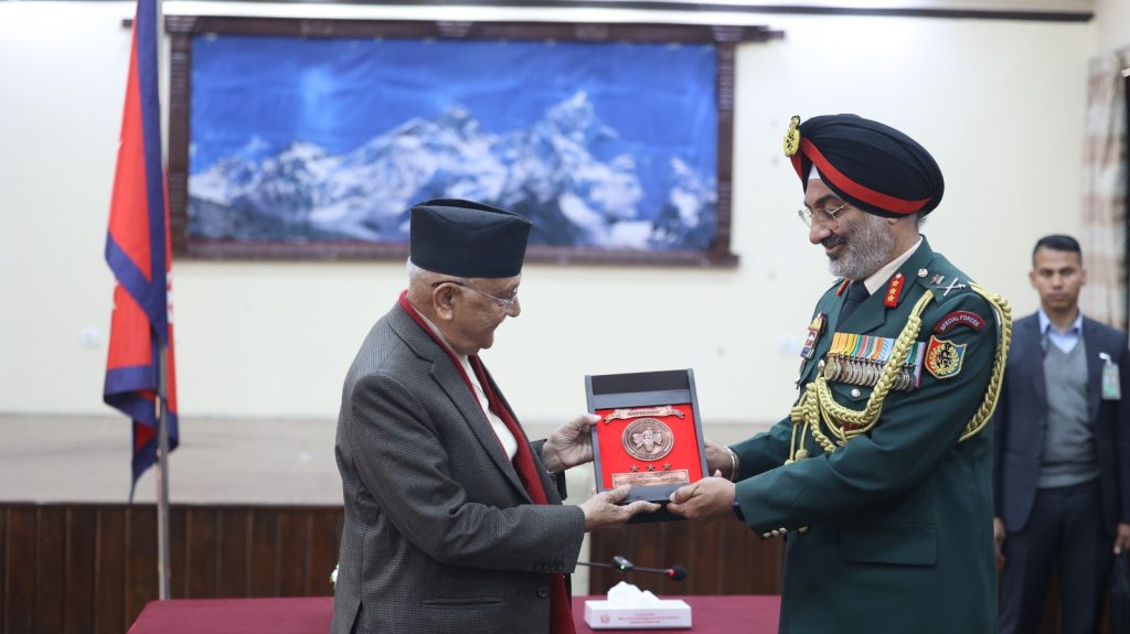 प्रधानमन्त्रीसँग भारत, भूटान र माल्दिभ्सका एनसिसी भ्रमण दलका प्रतिनिधिले गरे शिष्टाचार भेट