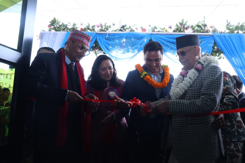 युवालाई प्रधानमन्त्रीको आश्वासन –देशमा असाधारण विकास हुँदैछ, निराश हुनु पर्दैन