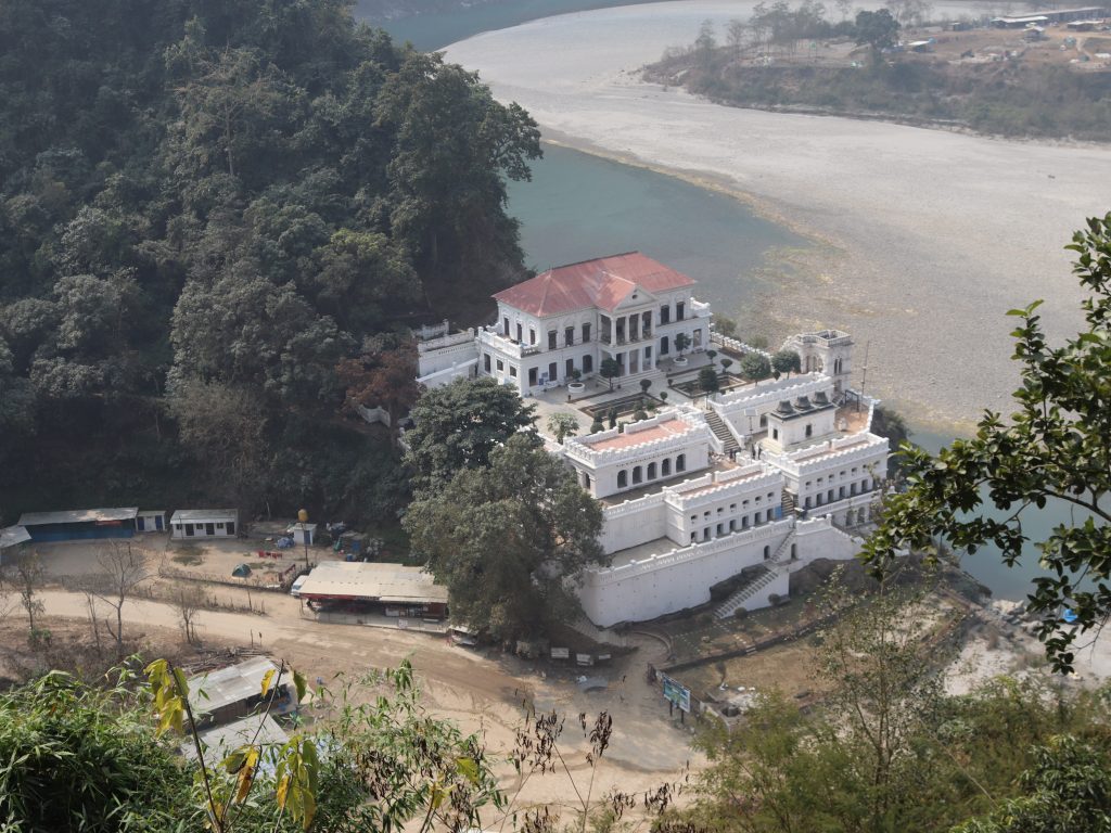 पाल्पाको रानीमहलमा प्रणय दिवसको रौनक