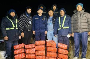 गोप्य सूचना पाएपछि काँसघारीमा लुकाएको ११० किलो गाँजा बरामद