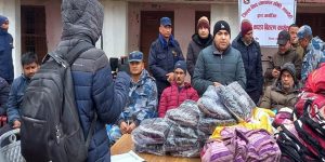 शीतलहर प्रभावित चार हजार ७०० लाई न्यानो कपडा वितरण