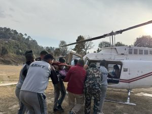 अत्यधिक रक्तस्राव भएपछि सुत्केरीको हेलिकोप्टरमार्फत उद्धार