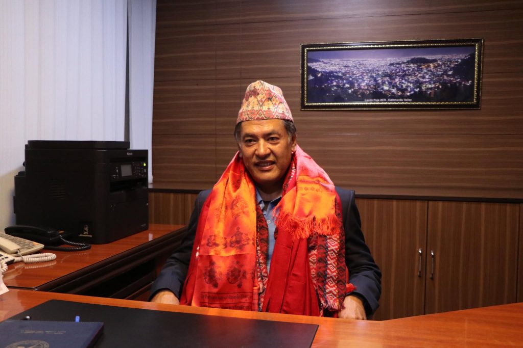 नेपाल विद्युत प्राधिकरणका नवनियुक्त कार्यकारी निर्देशक हितेन्द्र देव शाक्यले गरे पदभार ग्रहण