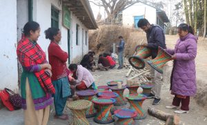 समुदायलाई आत्मनिर्भर बनाउन ‘सीपमूलक तालिम’