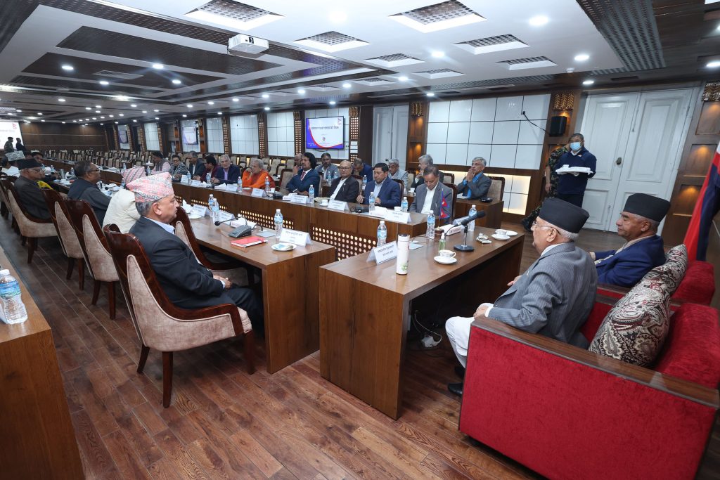 प्रधानमन्त्रीको थाइल्यान्ड भ्रमण र बिम्स्टेकको शिखर सम्मेलनमा सहभागिताबारे पूर्वप्रधानमन्त्री र पूर्वपराराष्ट्रमन्त्रीसँग परामर्श