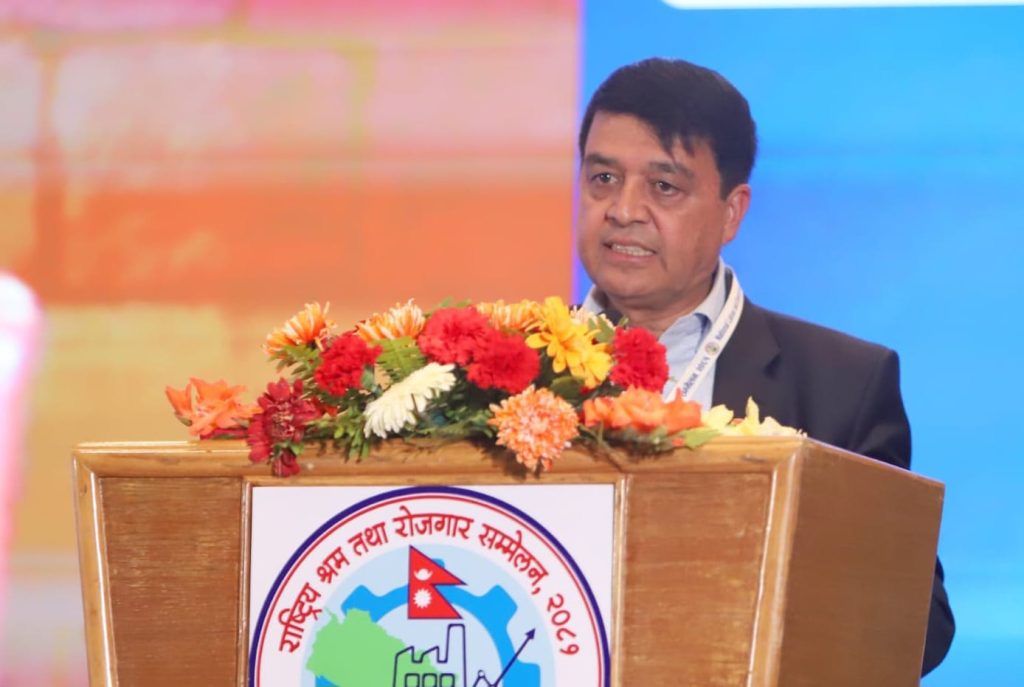 सरकार र निजी क्षेत्रले सहकार्य गरी अर्थतन्त्र विस्तारमा जोड दिनुपर्छःअध्यक्ष ढकाल