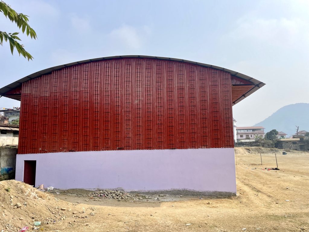 झन्डै एक करोड लागतमा बिपी वाटिकामा कभर्डहल निर्माण
