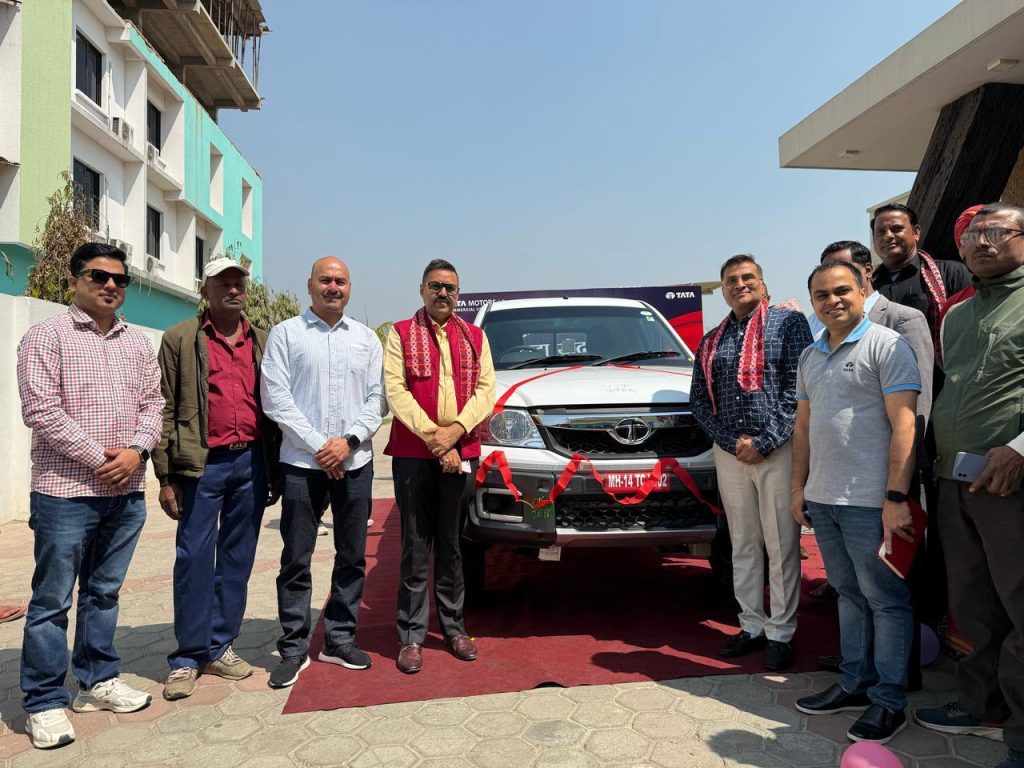 वीरगन्जमा टाटा योद्धा १.५टी सार्वजनिक