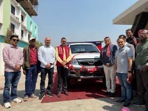 वीरगन्जमा टाटा योद्धा १.५टी सार्वजनिक