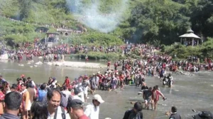 वाग्द्वार स्नान मेलामा हजारौँ भक्तजनको घुइँचो