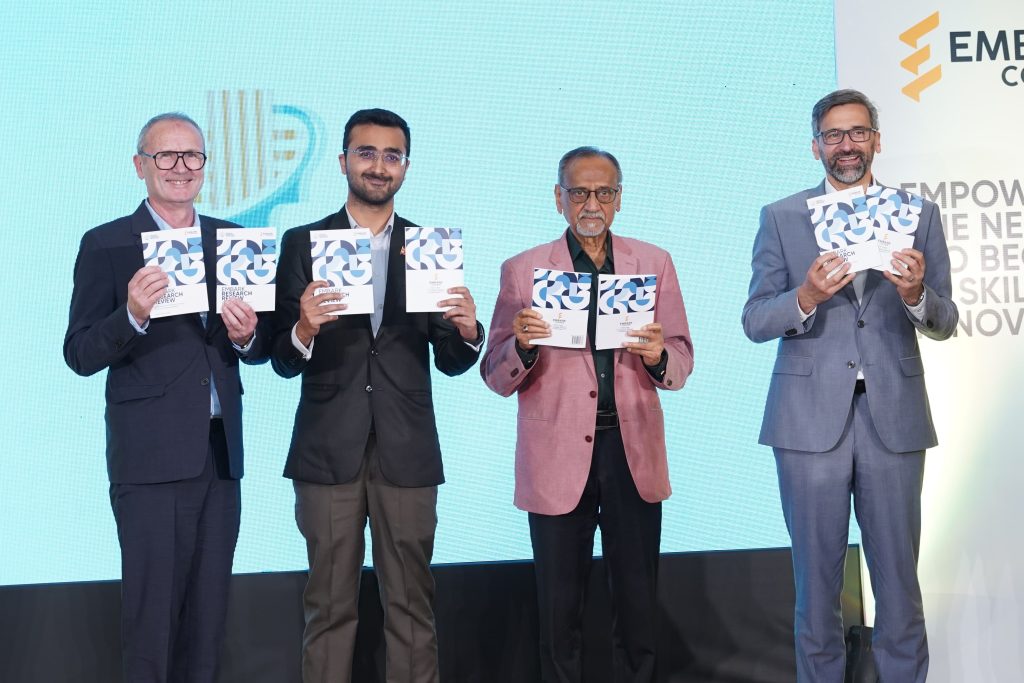 दिगोपन र आर्थिक समावेशीकरणमा नीतिगत चुनौतीहरूमाथि तयार पारिएको इम्बार्क रिसर्च रिभ्युको विमोचन