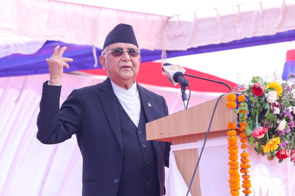 शिक्षकहरुले राष्ट्रको हित र आर्थिक अवस्थालाई हेरेर विचार गर्नुपर्छ, आफ्ना समस्या मात्र हेरेर हुँदैन : प्रधानमन्त्री