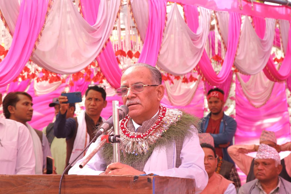 सहिद र बेपत्ता परिवारका एक सदस्यलाई रोजगारीको ग्यारेन्टी हुनेछ : अध्यक्ष दाहाल
