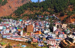 फस्टाउँदै बुर्तिबाङको पर्यटन व्यवसाय