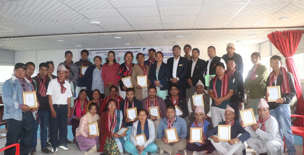 भोजपुरका १० जना व्यवसायीलाई नवप्रवर्द्धन गर्न जनही एक लाख रुपैयाँ सहयोग