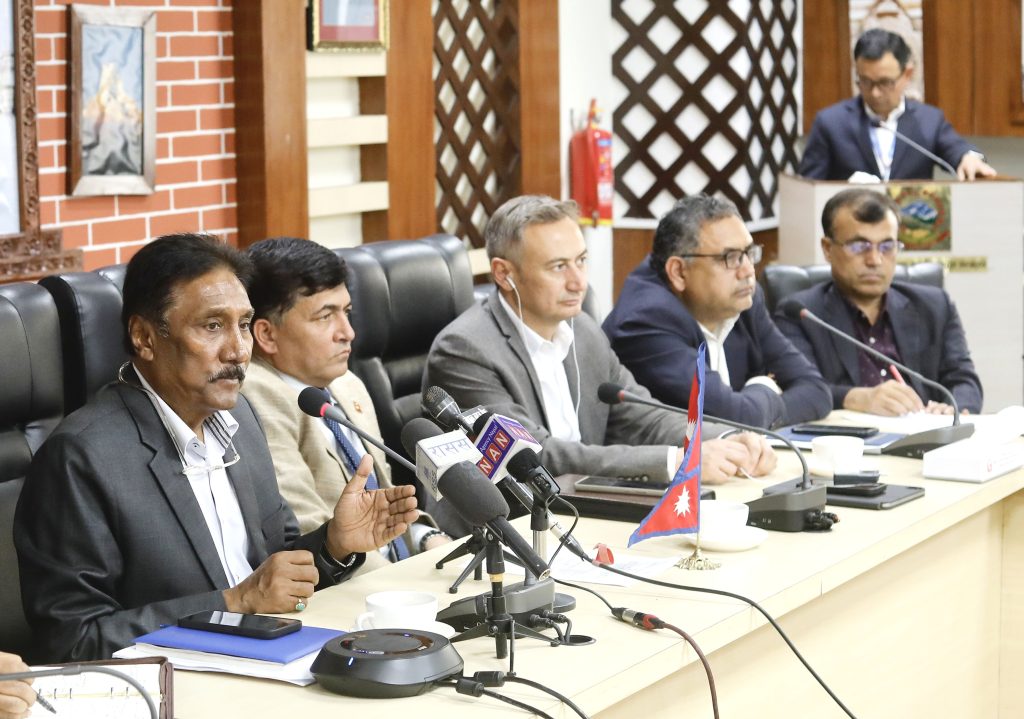 ‘पहुँच र भनसुनका आधारमा रोजगारी पाउने भाष्य अन्य गरिने’