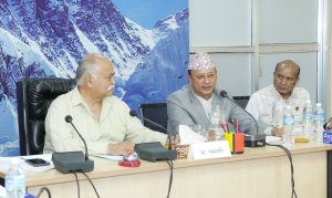 सरकारले वडा तहसम्म बाढीको पूर्वसूचना दिनेगरी कार्य गरिरहेको छ : उर्जामन्त्री खड्का