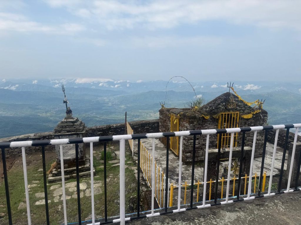 पर्यटक आकर्षणको केन्द्र बन्दै ‘राइनासकोट’