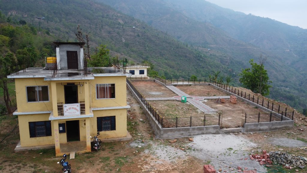 सिक्रेटारमा बालउद्यान निर्माण