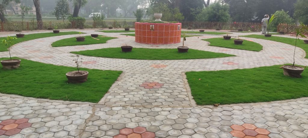 सत्ताइस लाखमा कैलालीमा नक्षत्र बाटिका निर्माण