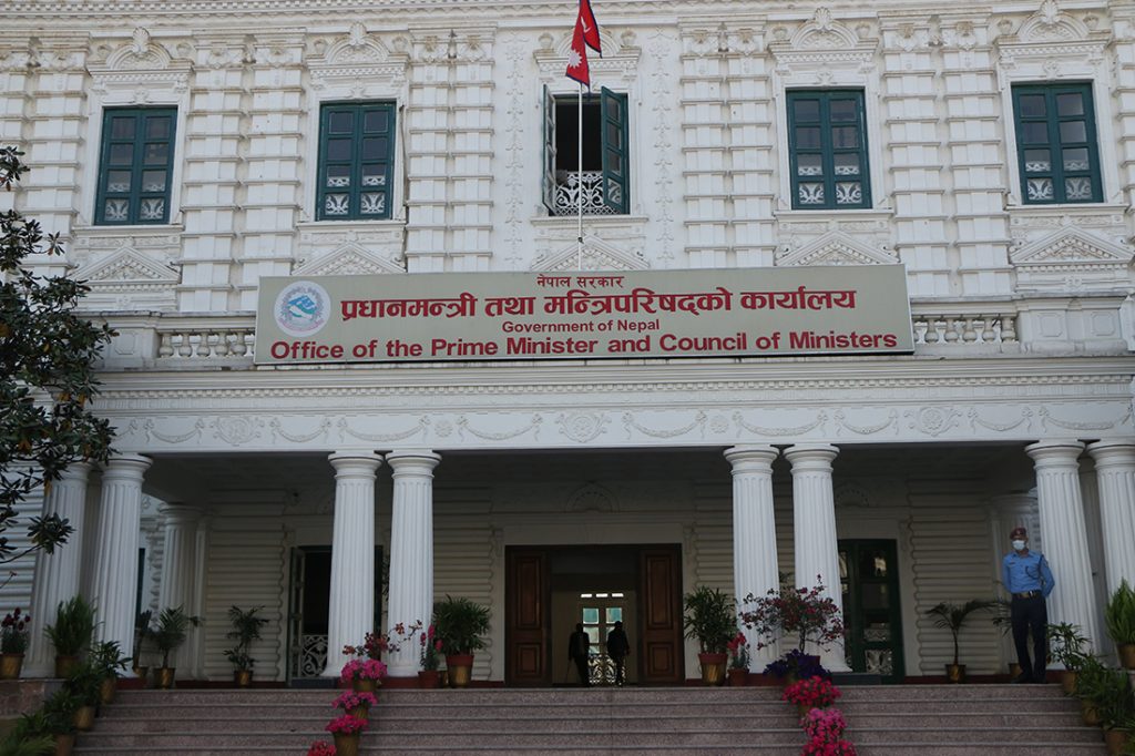यातायात सिन्डिकेटलाई वैधानिकता दिन प्रदेश सरकारले ल्याएको नियमावली अघि नबढाउन संघको निर्देशन