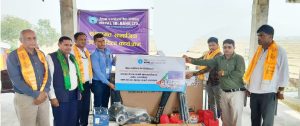 एसबिआई बैंकद्वारा राम जानकी आधारभूत विद्यालयलाई शैक्षिक सामग्री प्रदान