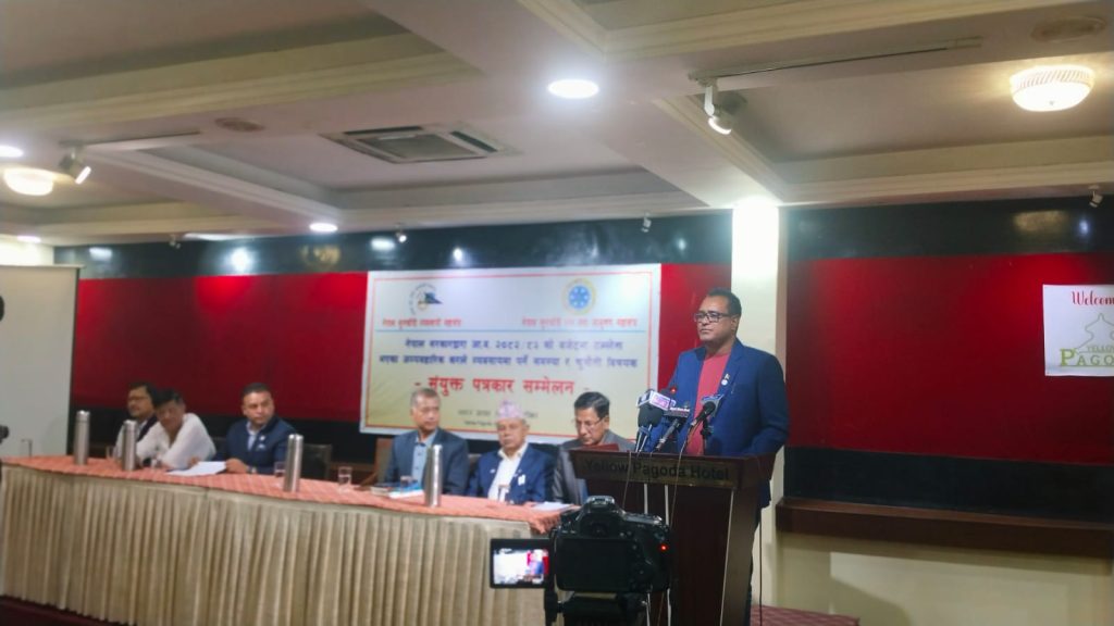 सरकारले असार मसान्तभित्र गरगहनामा लगाएको बिलासिता कर खारेज नगरे पुःन आन्दोलन गर्ने व्यवसायीको चेतावनी