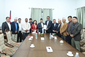 प्रधानमन्त्रीसँग सुनचाँदी व्यवसायीको भेट, २% विलासिता कर नहटाए आन्दोलन गर्ने चेतावनी