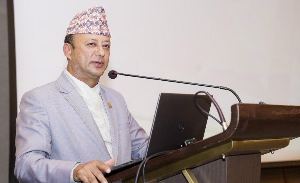‘टेक एण्ड पे’ को विषयलाई संशोधन गर्नेगरी छलफल भइरहेको छ : उर्जामन्त्री