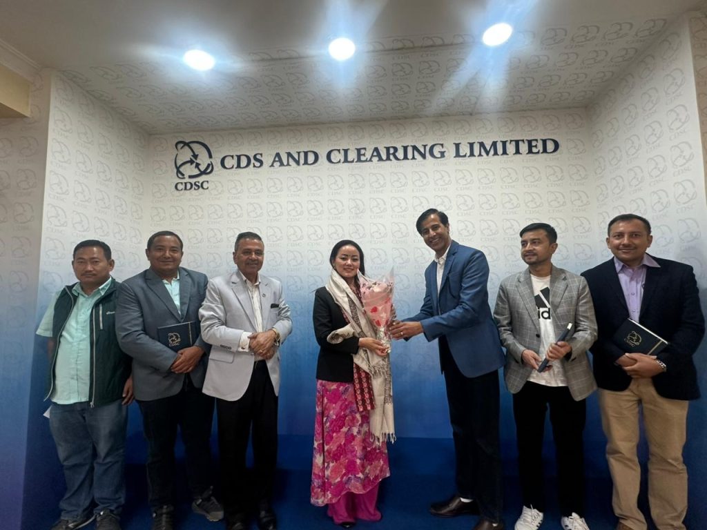 लगानीकर्ता प्रतिनिधि संघ सीडिएसीका सीईओ बीच भेटवार्ता, लगानी सुरक्षितबारे छलफल