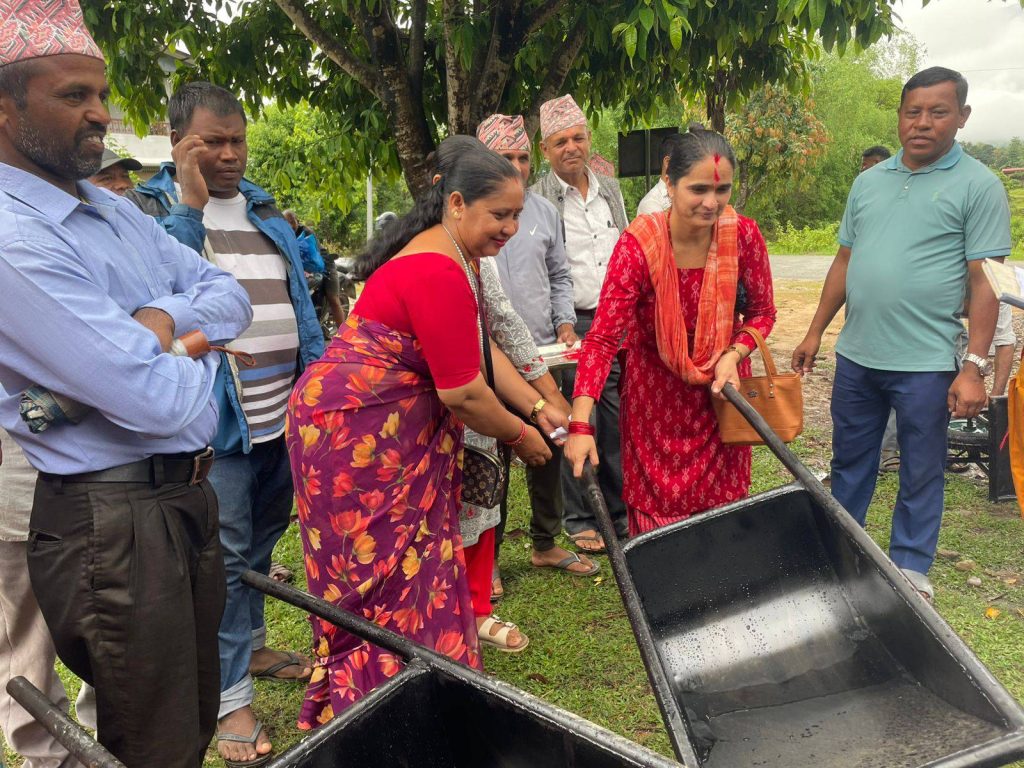 रामपुरका ७५ जना किसानले पाए ठेलागाडा