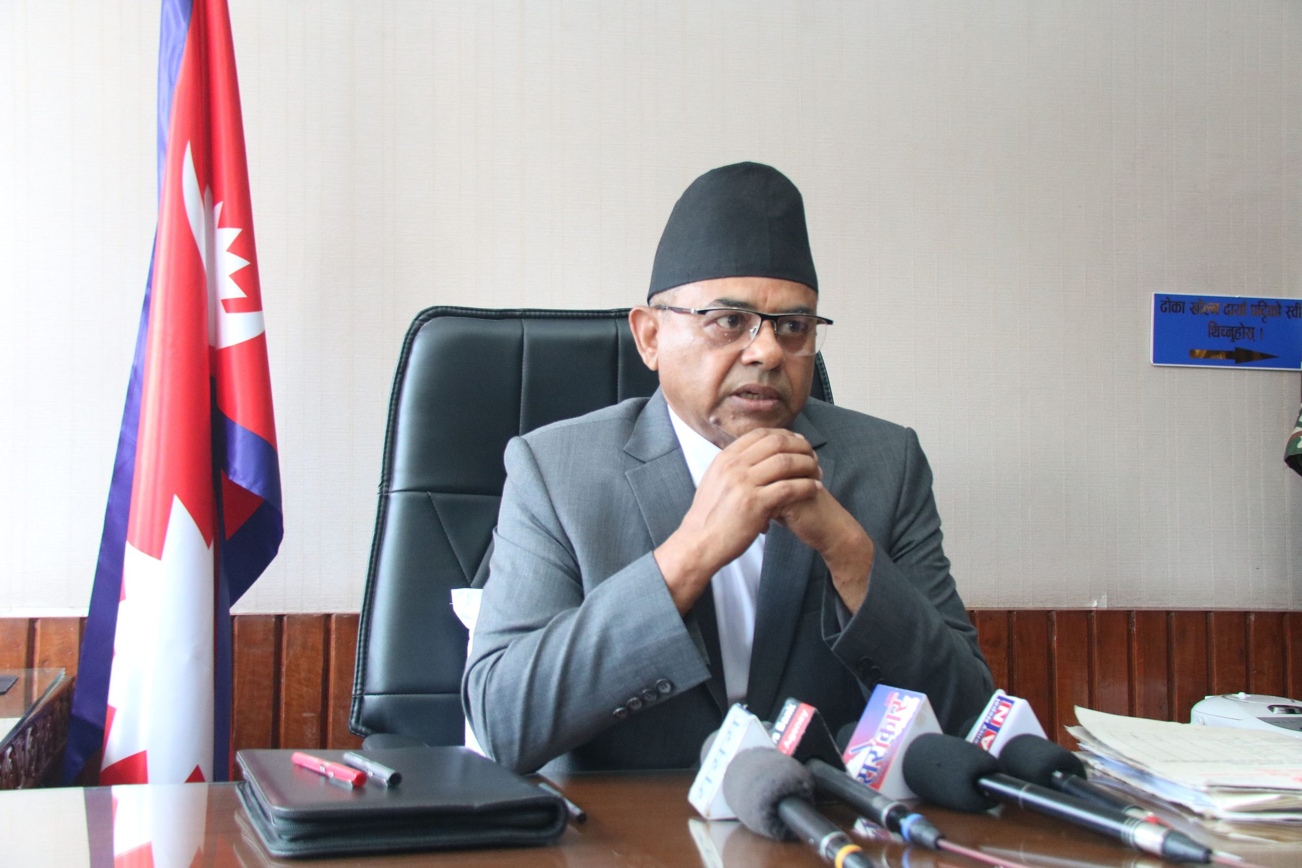 आयल निगम प्रतिस्पर्धी बन्नुपर्नेमा मन्त्री सिन्हाको जोड