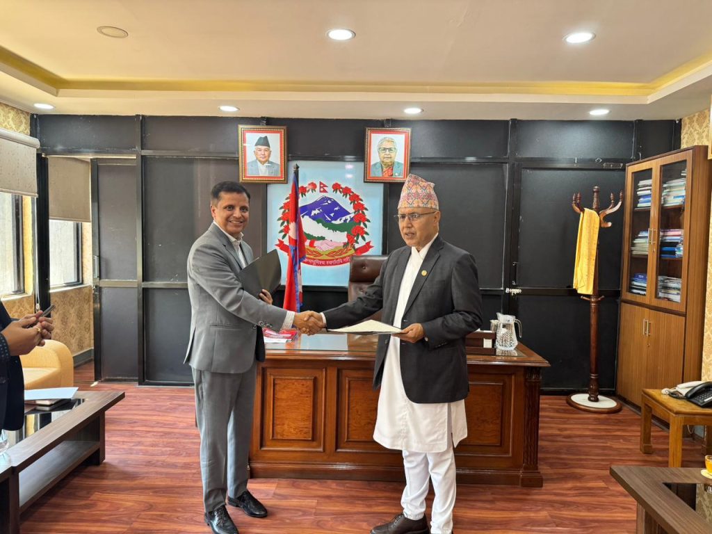 नेपाल बिमा प्राधिकरणको अध्यक्षमा शर्मा, आजै सपथ र पद वहाली