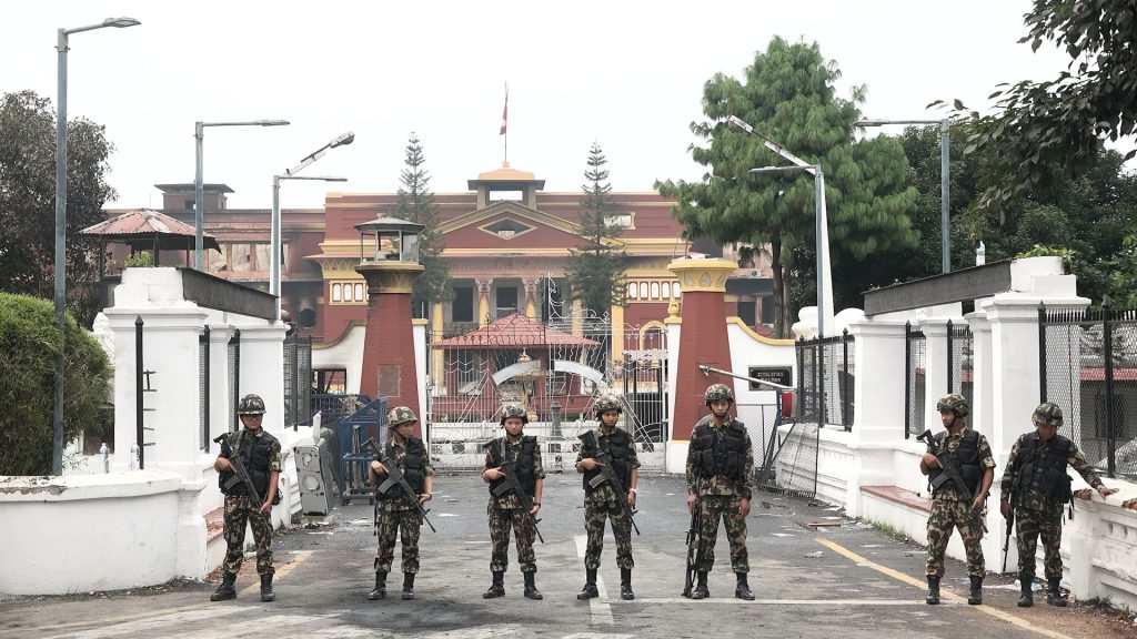 अन्तरिम सरकारबारे शितलनिवास छलफल  जारी