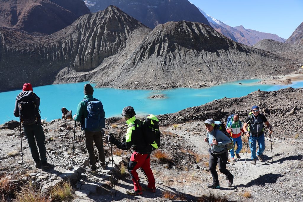 धौलागिरि र अन्नपूर्ण आरोहण गर्न ४४ जनाले लिए अनुमति, हालसम्म १० करोड ८७ लाख रोयल्टी संकलन