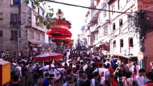 ‘कहीँ नभएको जात्रा हाँडीगाउँमा’ यस्तो देखियो जात्राको रौनक (हेर्नुहोस् तस्बिरहरु )