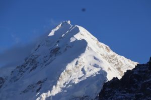 ३०० विदेशी पर्यटकद्वारा कञ्चनजङ्घा हिमाल क्षेत्र भ्रमण