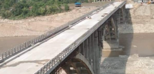 एक अर्ब १८ करोडमा ठेक्का लागेको दुई प्रदेशलाई जोड्ने कर्णाली पुलमा बजेट अभाव