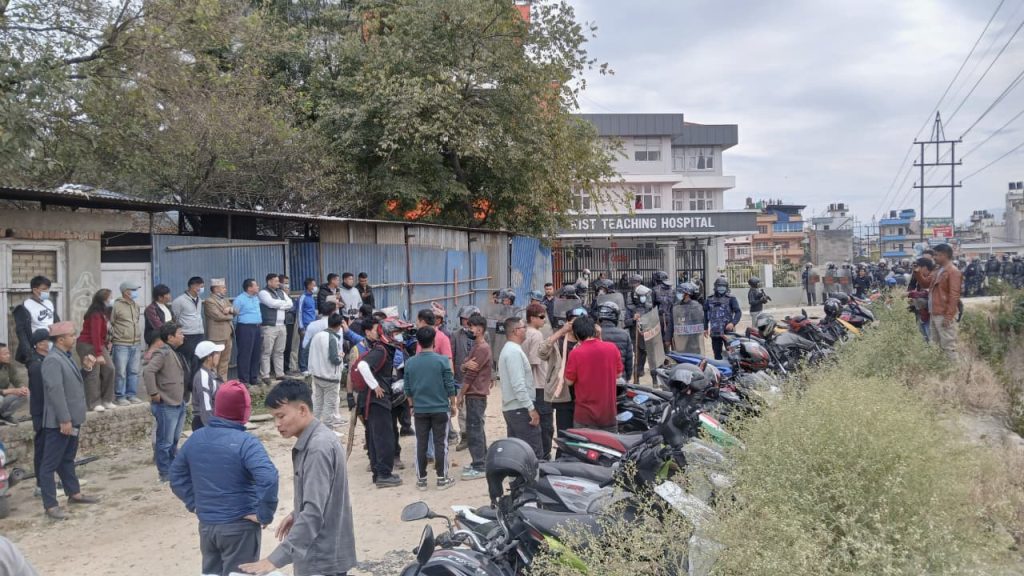 किस्ट अस्पतालमा गर्भवतीको मृत्युपछि अवस्था तनावग्रस्त