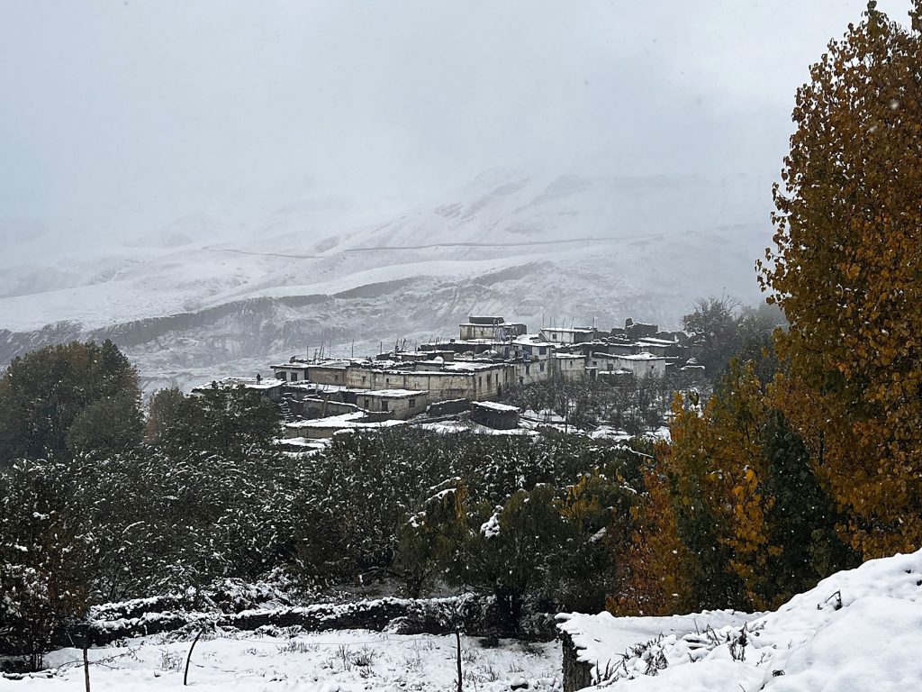 माछापुच्छ्रे आधार शिविर माथि हिमपात, पदयात्रामा जाने पर्यटकलाई सजगता अपनाउन आग्रह