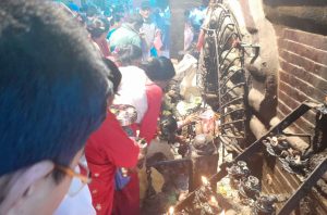तलेजु मन्दिर खुल्लाः बिहानैदेखि दर्शनार्थी घुइँचो