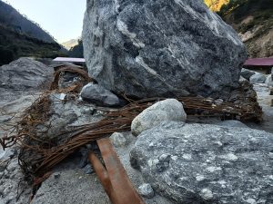 रसुवागढीस्थित सुख्खा बन्दरगाहको सफाई दुई चरणमा गरिँदै