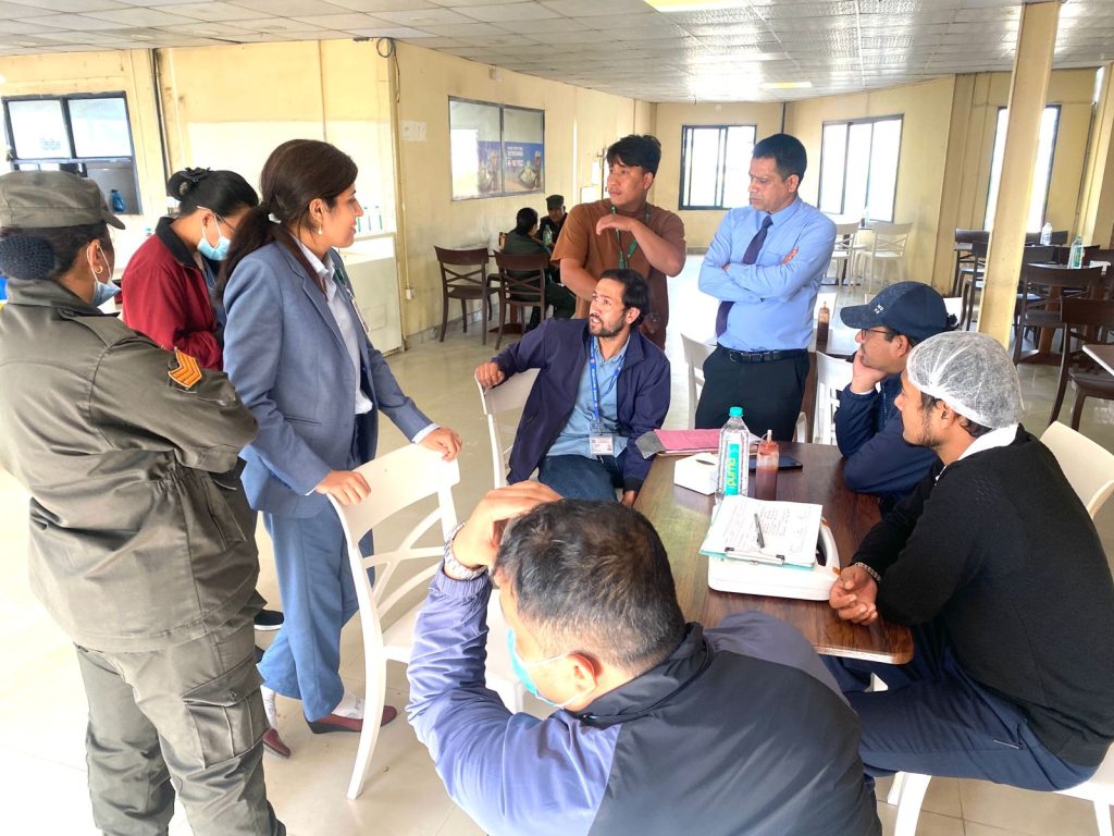 सरसफाइमा चरम लापरवाही भएको पाइएपछि ओम अस्पतालको क्यान्टिन सात दिनका लागि बन्द