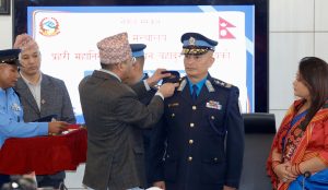 प्रहरीको मनोबल बढाउँदै जनअपेक्षा पूरा गर्ने नवनियुक्त आईजीपी  कार्कीको प्रतिबद्धता