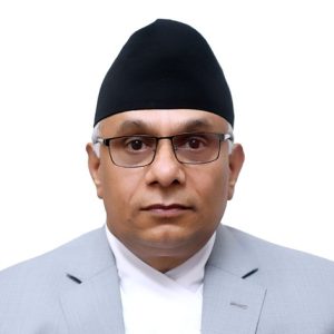 वरिष्ठताको पहिलो नम्बरमा रहेका रक्षा सचिव अर्याल बने मुख्यसचिव