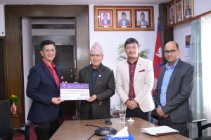 भौतिक पूर्वाधार पुनर्निर्माण कोषमा नेशनल लाईफ इन्स्योरेन्सको एक करोड रुपैयाँ आर्थिक सहयोग