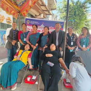 लायन्स क्लबको संयुक्त आयोजनामा मैतीदेवीमा रक्तदान कार्यक्रम सम्पन्न